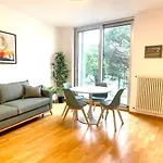 Kurhaus + Parking 公寓