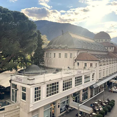 Апартаменты Kurhaus + Parking