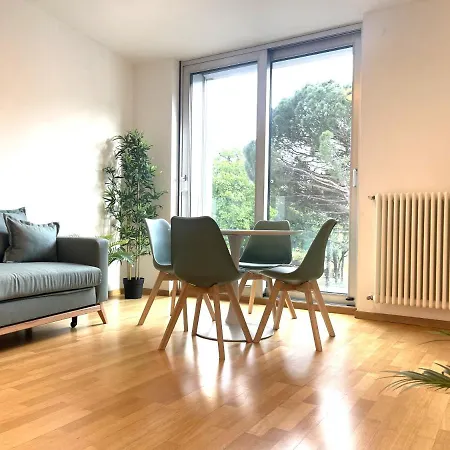 Kurhaus + Parking Мерано