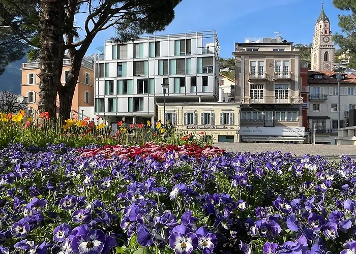 Kurhaus + Parking Merano