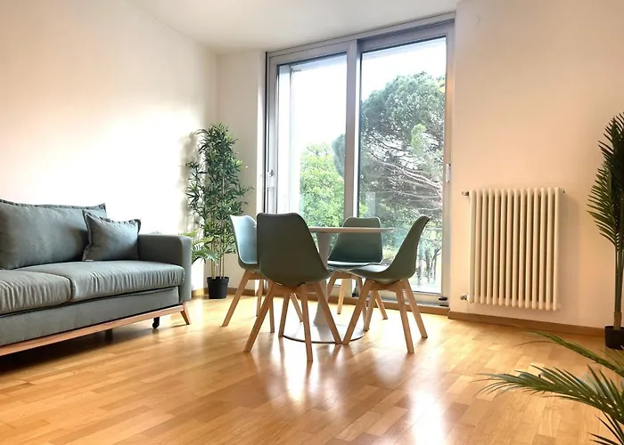 Kurhaus + Parking 梅拉诺