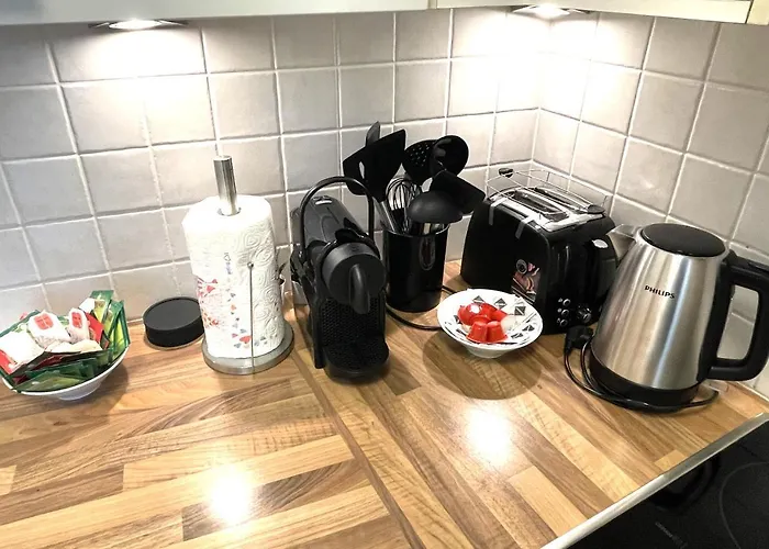 Kurhaus + Parking Daire Merano